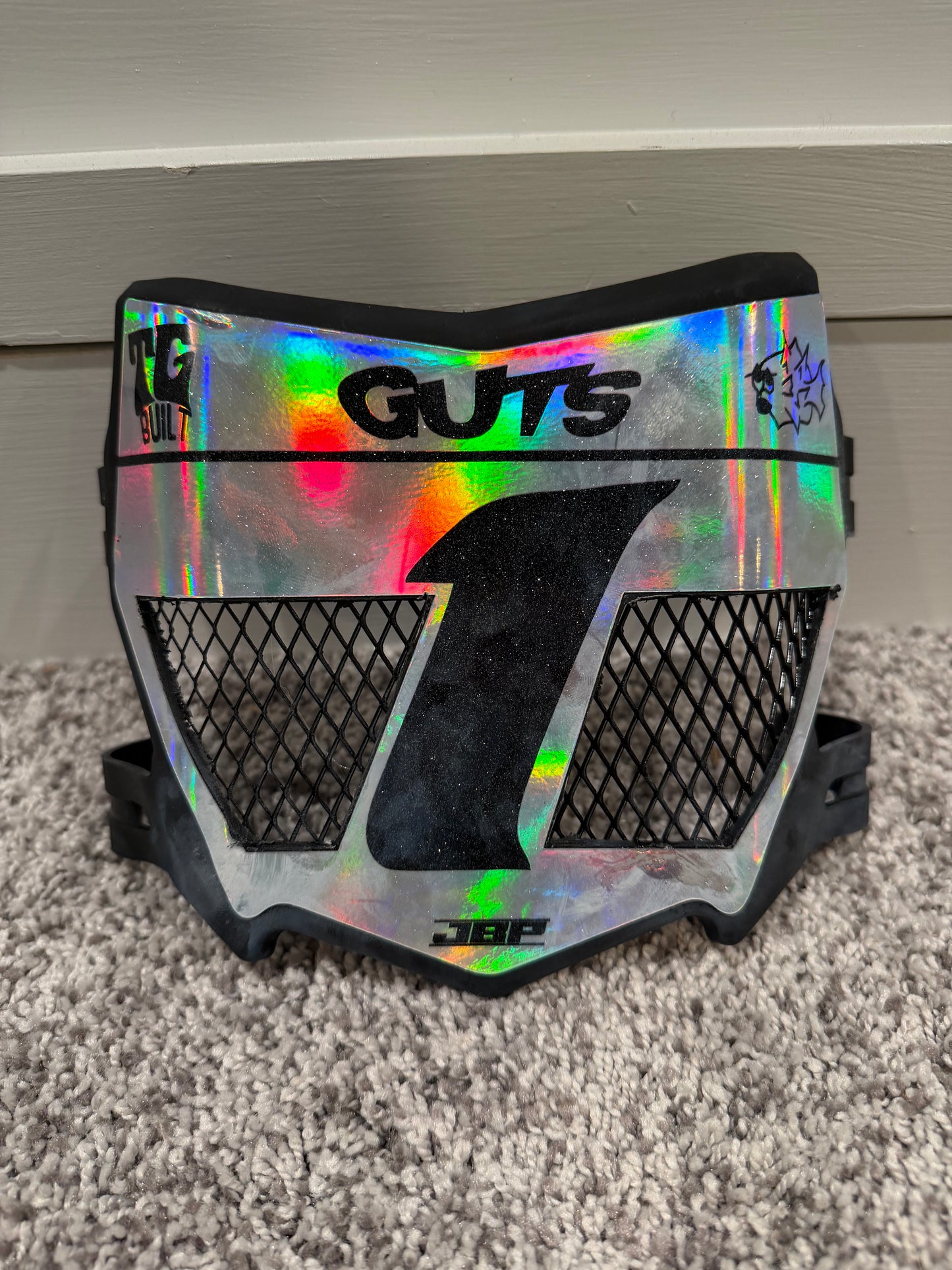 Holographic Vented Plate 1 of 1