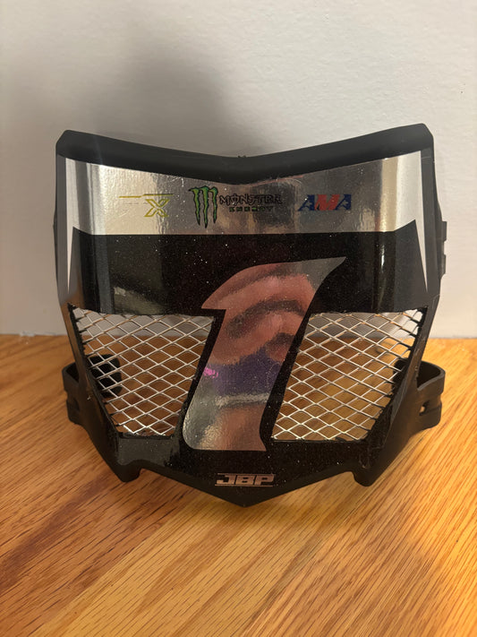 Chrome Vented Plate 1 of 1