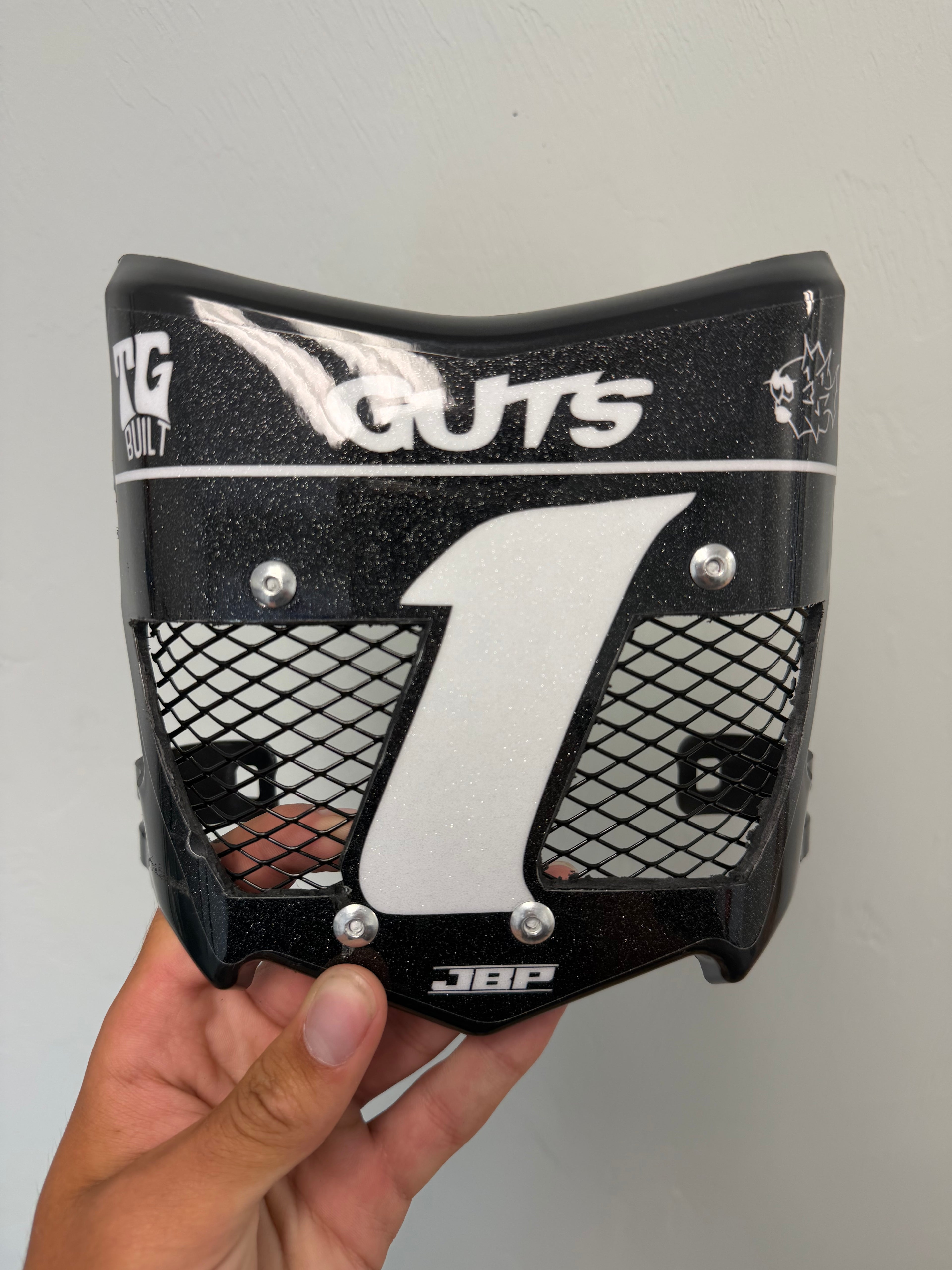 1 of 1 White Vented Plate