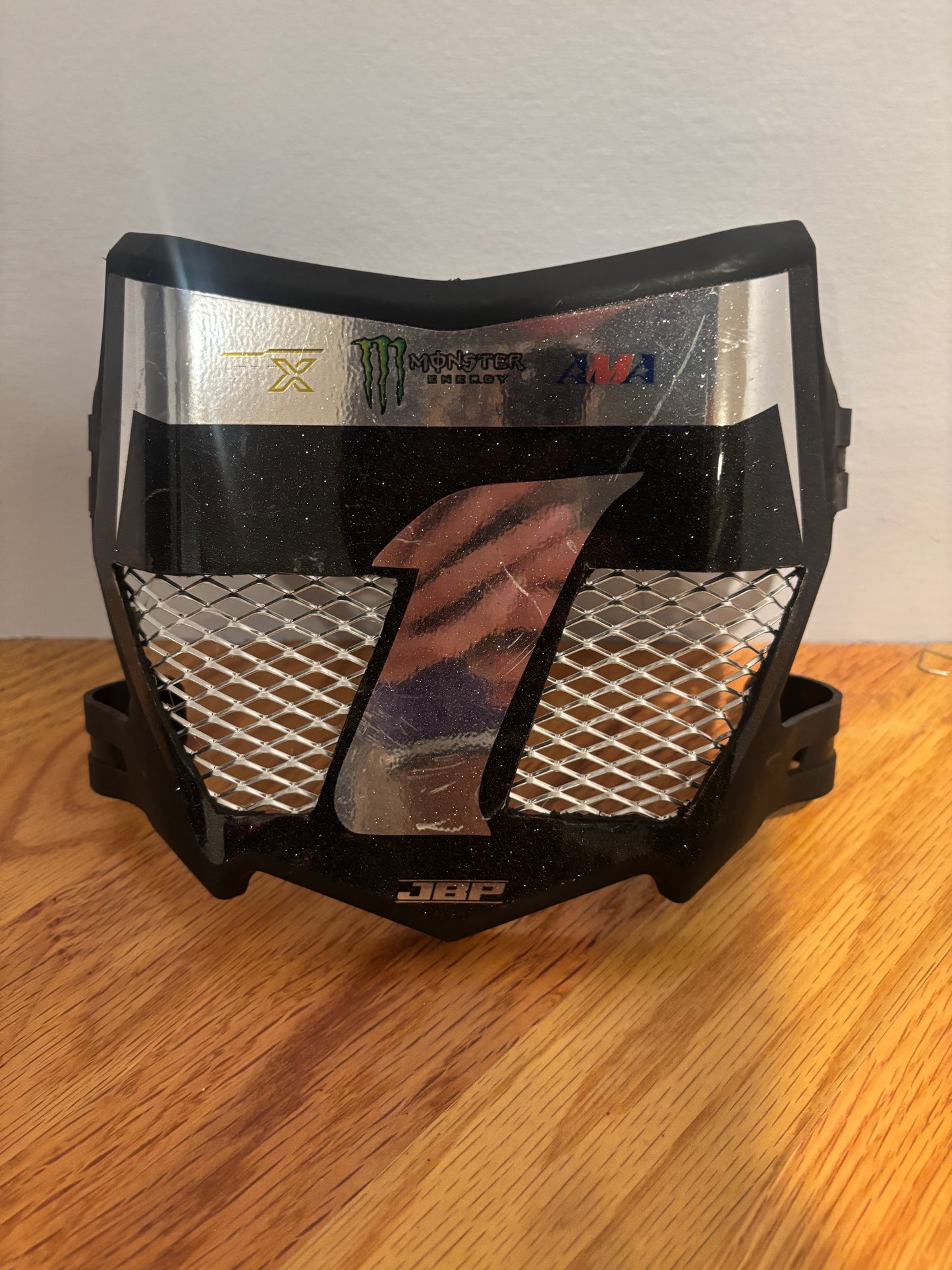 Chrome Vented Plate 1 of 1