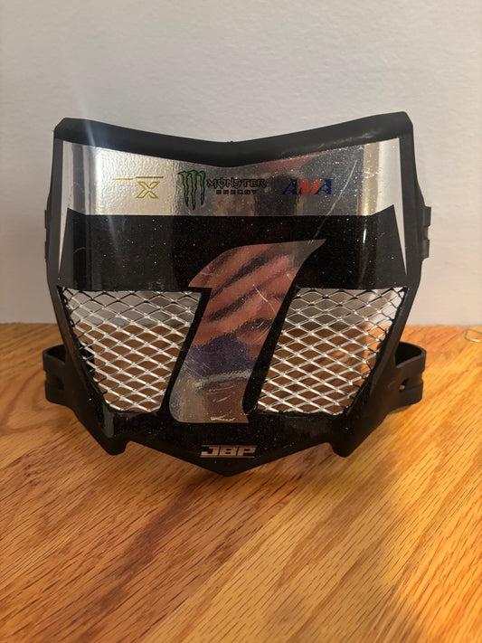 Chrome Vented Plate 1 of 1