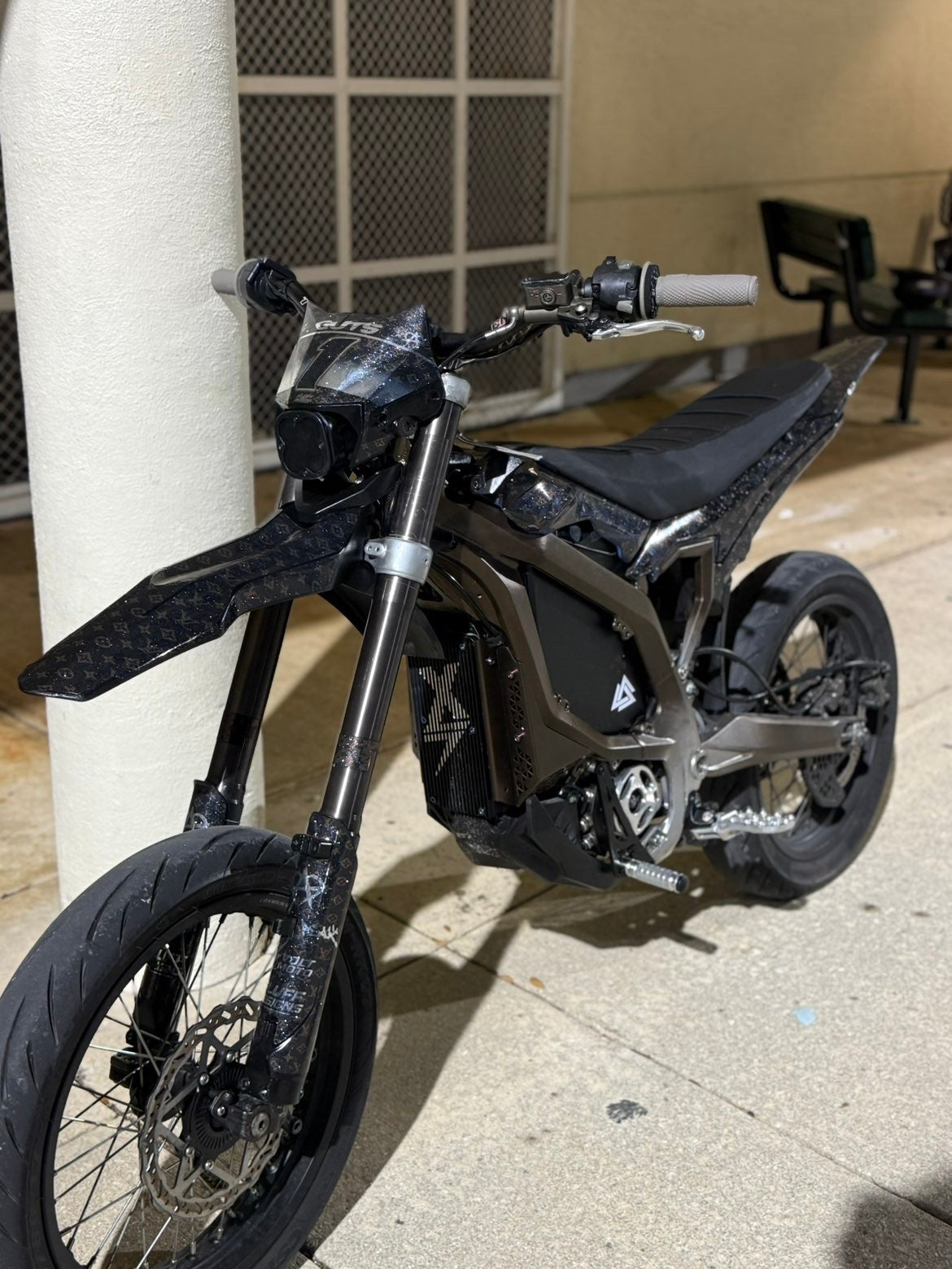 Designer Ultra Bee Plastics Wraps – JBP